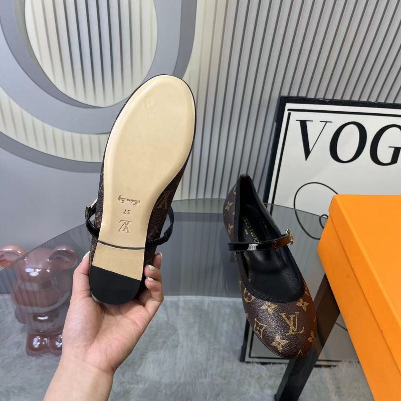 Louis Vuitton Flat Shoes